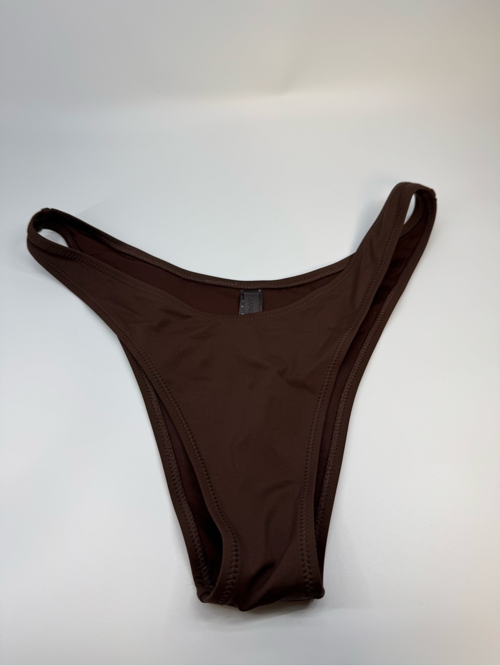 SKIMS Recycled Swim Cheeky Tanga Bikini Bottom Cocoa Size L NWT